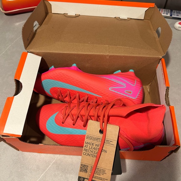 Nike Mercurial Superfly 10 Mens soccer cleats , brand new Women’s 8 - Picture 1 of 5